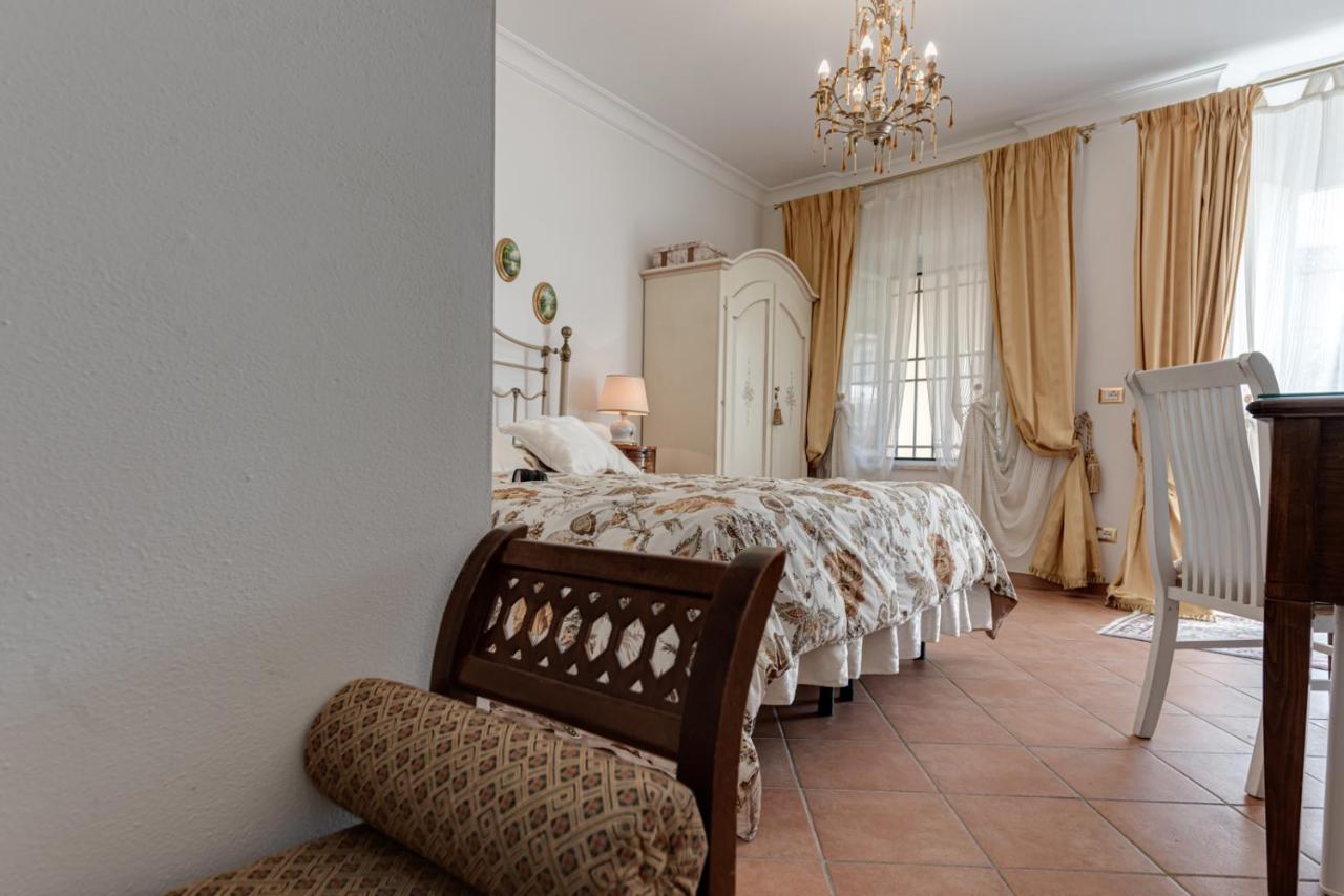 Villa Del Papa Лука Екстериор снимка